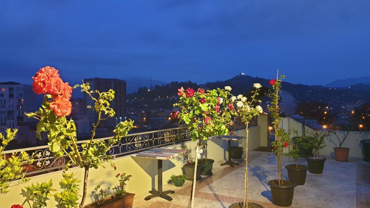באטומי Marani Hotel מראה חיצוני תמונה