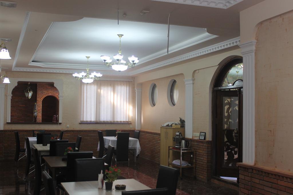 באטומי Marani Hotel מראה חיצוני תמונה