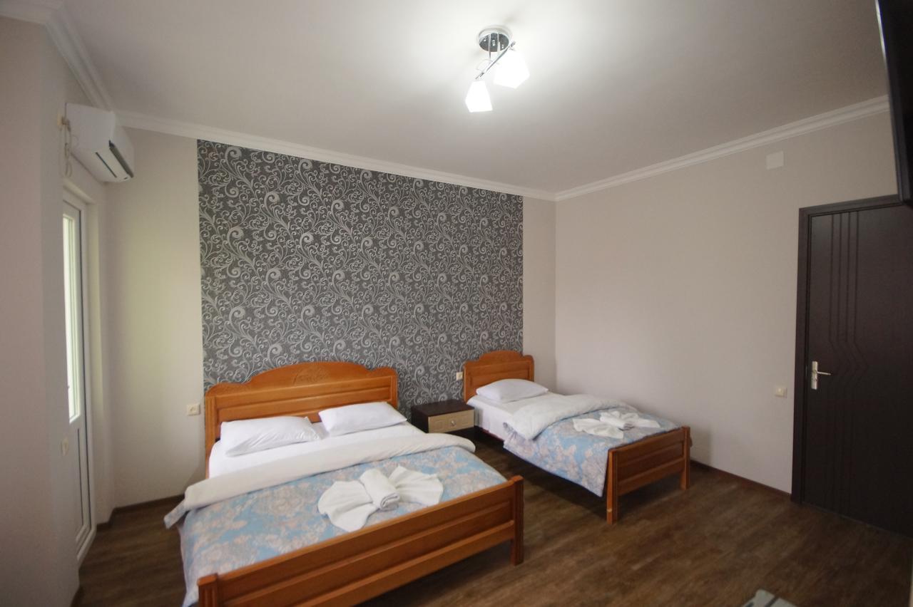 באטומי Marani Hotel מראה חיצוני תמונה