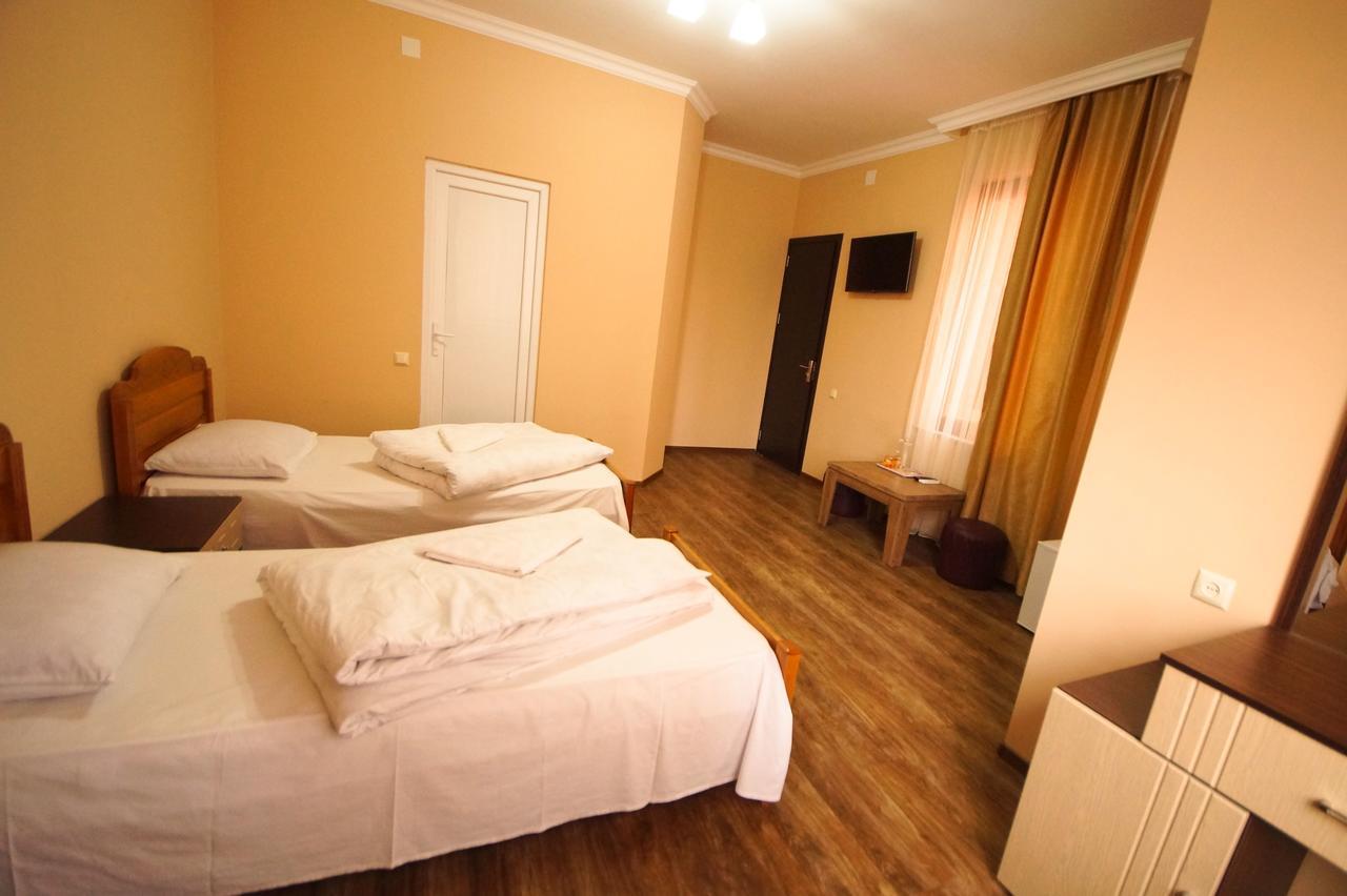 באטומי Marani Hotel מראה חיצוני תמונה