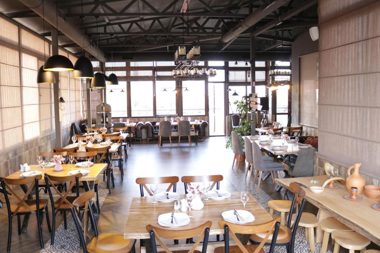 באטומי Marani Hotel מראה חיצוני תמונה